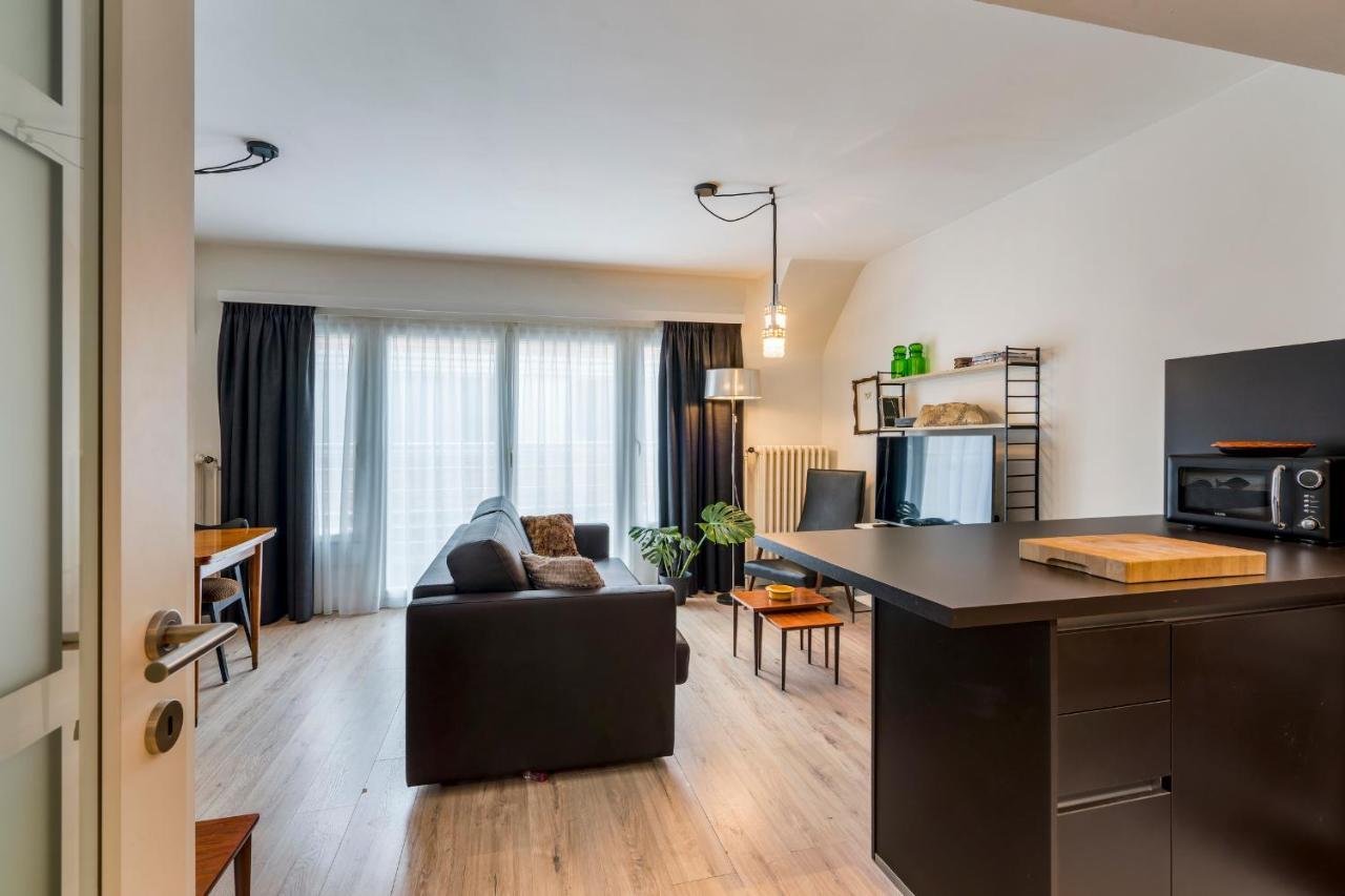 Retro Woning Te Centrum Oostende, 5Min Van De Kust Luaran gambar